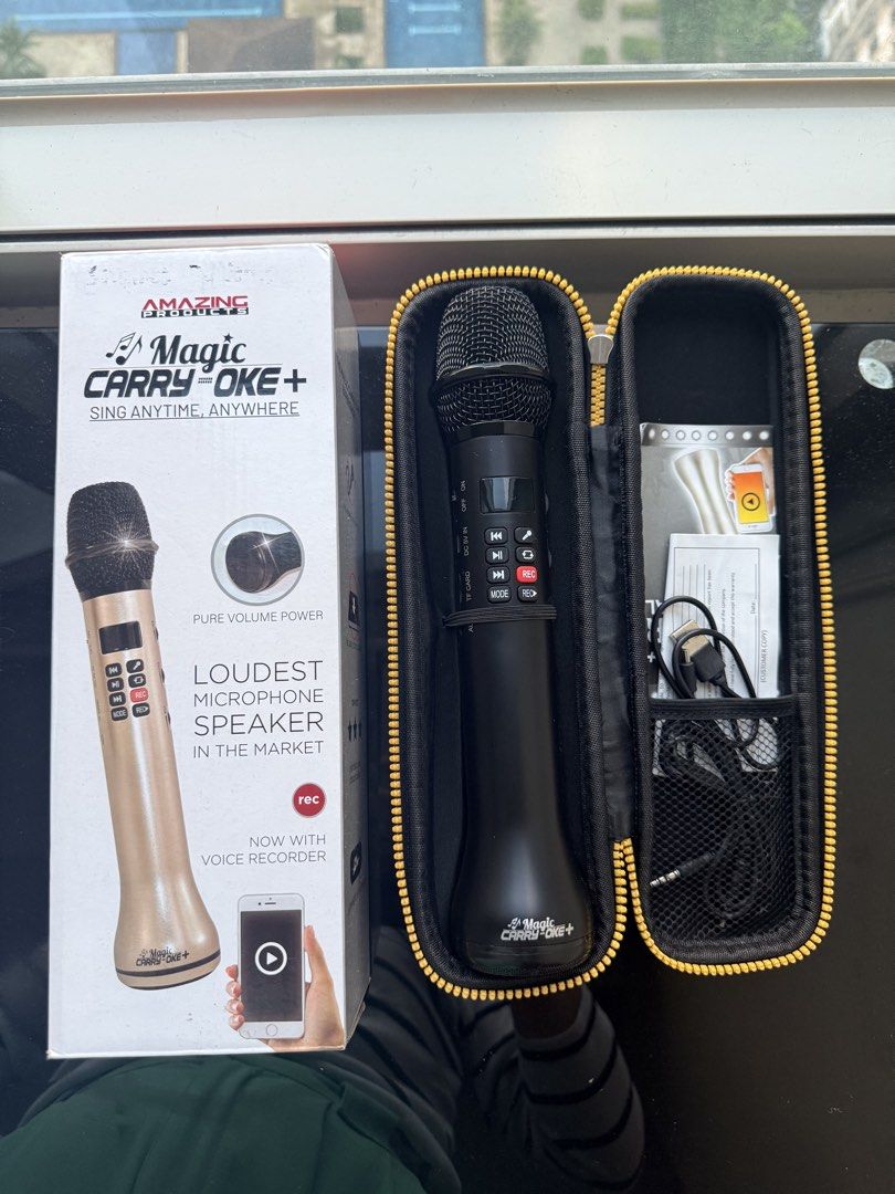 Magic Carry-Oke+ Bluetooth Karaoke Microphone & Speaker (Category: Microphones) located in Pasig City. Submitted by vdejesus (Listing ID 1470761381, Image 2). Description: 🎤 Magic Carry-Oke+ Bluetooth Karaoke Microphone & Speaker (Complete Set) Price: ₱650 (Brand new retail is ₱1,500+) 📦 What’s Included in the Box: 1x Magic Carry-Oke+ Wireless Microphone Speaker (Black) 1x Original Zip Hard Carrying Case 1x USB Charging Cable 1x Audio Connectio