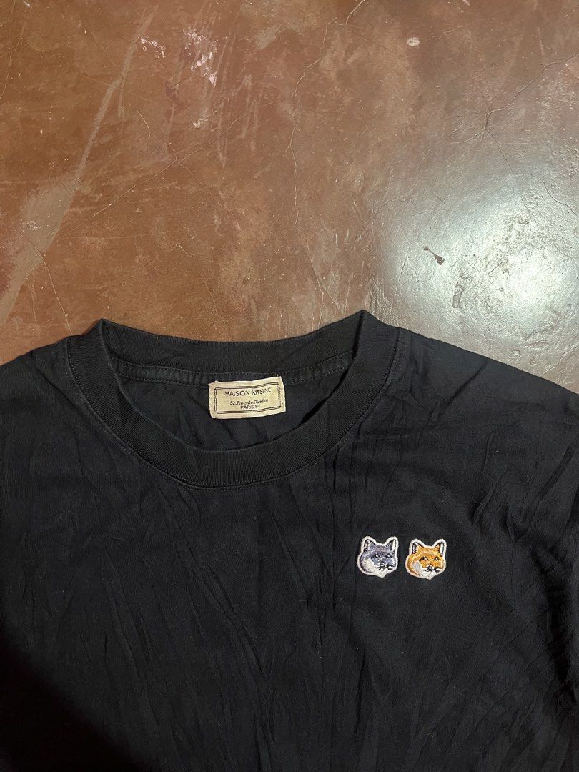 MAISON KITSUNE (Category: Tshirts & Polo Shirts ) located in Ipil. Submitted by cris_1999_fire (Listing ID 1470798543, Image 2). Description: Maison kitsune Width: 22 Length:29 Excellent No issue Cut washtag.