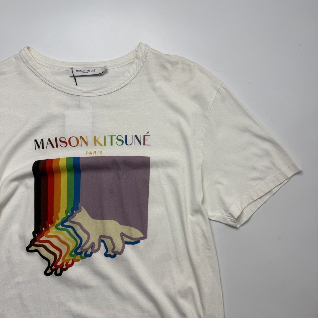Maison Kitsune (Category: Tshirts & Polo Shirts ) located in Quezon City. Submitted by beastmnl (Listing ID 1470815889, Image 3). Description: Dimension 21.5 width 30 length .