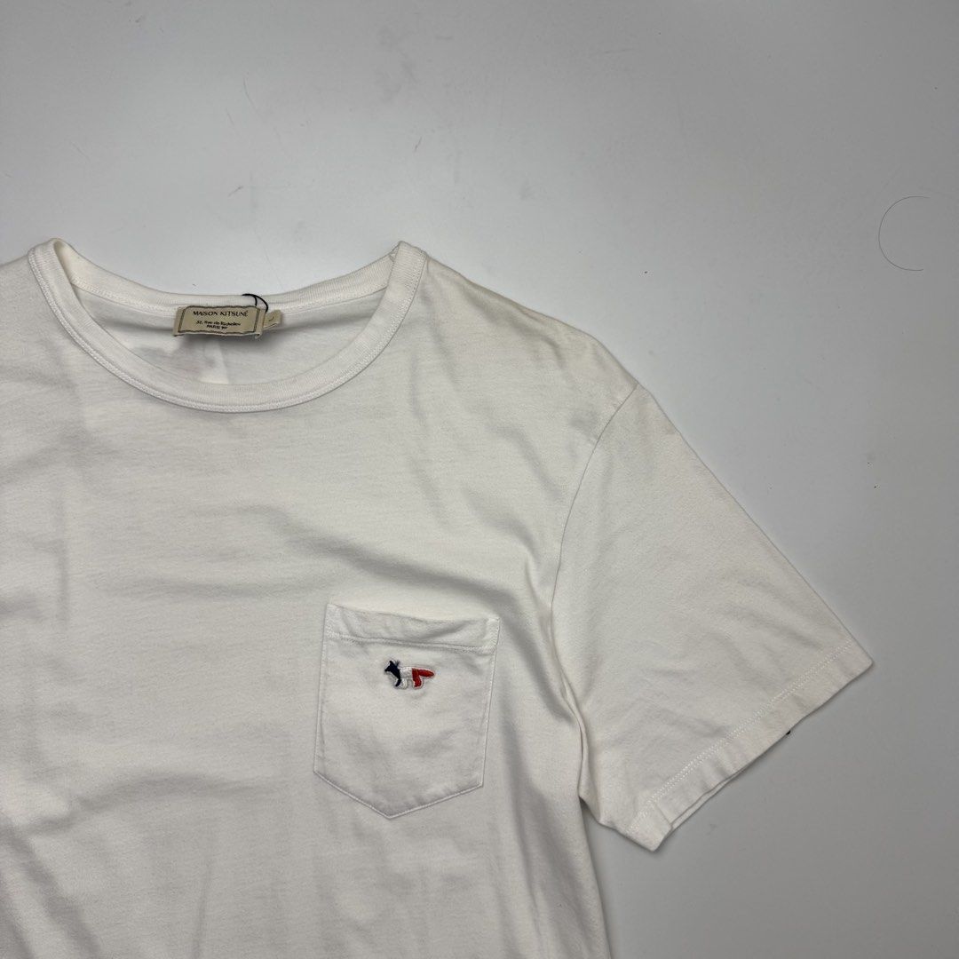 Maison Kitsune Pocket Tee (Category: Tshirts & Polo Shirts ) located in Quezon City. Submitted by beastmnl (Listing ID 1470788861, Image 2). Description: Dimension 21 width 28.5 length .