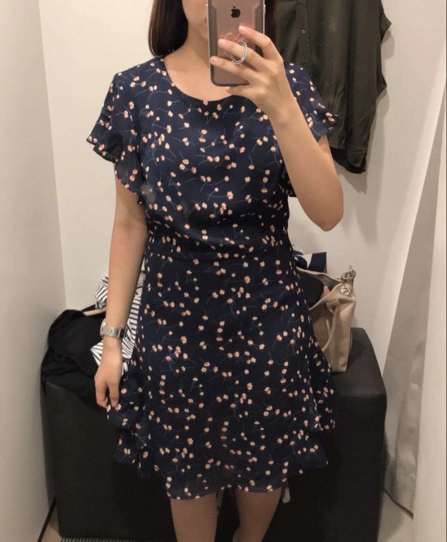 Mango Dress (Category: Dresses) located in San Mateo. Submitted by theprelovedclosetph (Listing ID 1470837908, Image 1). Description: Excellent condition Can be dressed up or dressed down Rfs: Rarely used due to work from home setup.