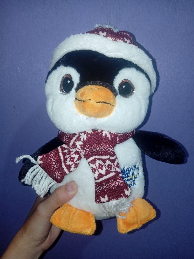 Manila Ocean Park Penguin Plush (Category: Plushies & Soft Toys) located in Quezon City. Submitted by wonzdumpling17 (Listing ID 1470895109, Image 1). Description: - Official Manila Ocean Park Penguin Plush - Good as new (bought last year) - Dop: 3 days - Mop: Gcash - Mod: J&T/Lalamove/Meet-up - Loc: Fairview, QC.