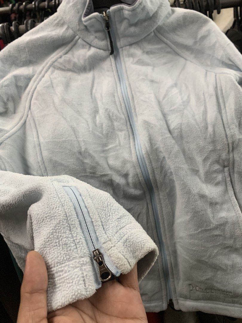 Marmot Jacket (Category: Coats, Jackets and Outerwear) located in Manila. Submitted by true_dailylifestyle (Listing ID 1470765565, Image 3). Description: .