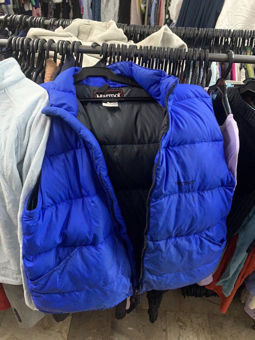 Marmot winter jacket (Category: Coats, Jackets and Outerwear) located in Manila. Submitted by true_dailylifestyle (Listing ID 1470765344, Image 2). Description: .