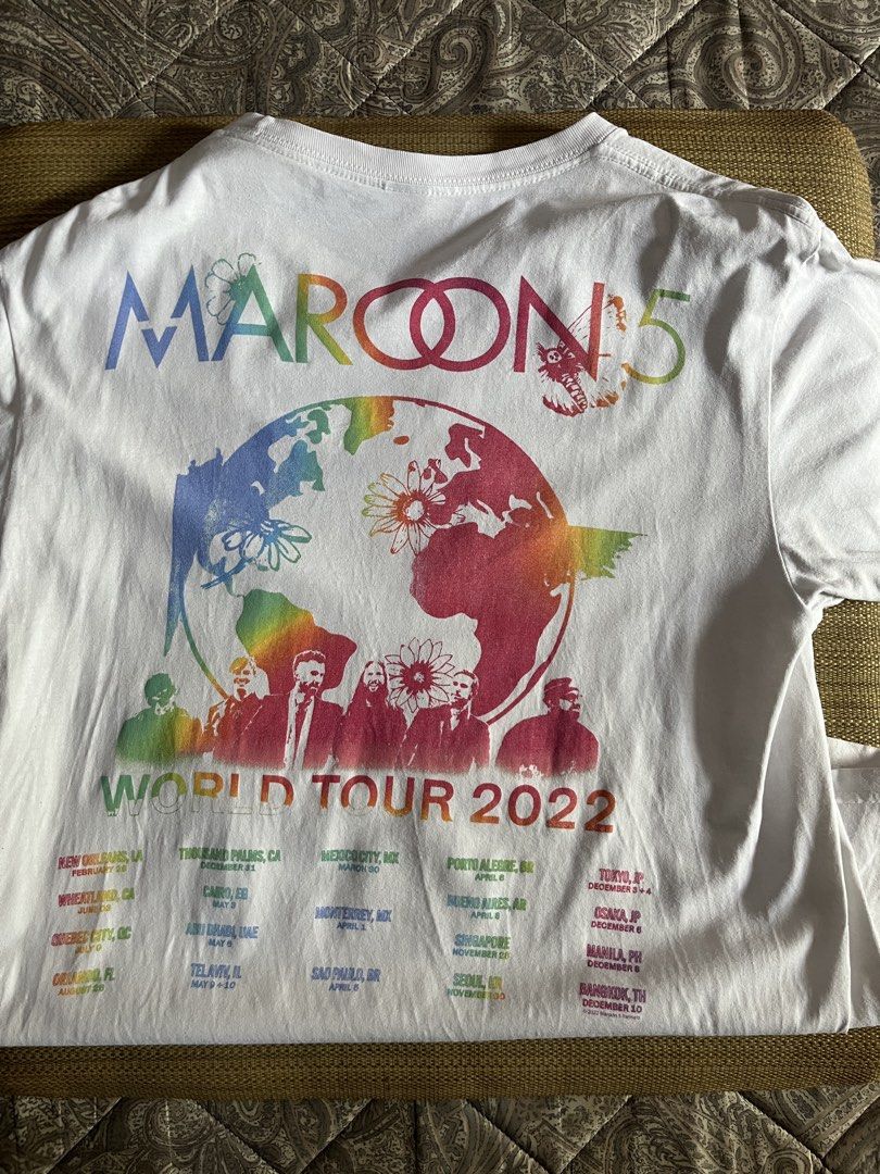 maroon 5 official license concert tee (Category: Tshirts & Polo Shirts ) located in Silang. Submitted by silang_drip (Listing ID 1470779120, Image 3). Description: good condition normal wash n wear fading no issue whatsoever medium mens 19.5 width 25 height will fit women’s large and youth item will shipped at buyers expense .