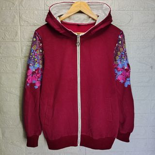 (Category: ) located in . Submitted by senzuki_thriftshop (Listing ID 1470860858, Image 1). Description: .