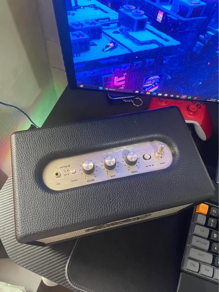 Marshall Acton III (Category: Soundbars, Speakers & Amplifiers) located in Antipolo. Submitted by miguel.vera023 (Listing ID 1470850606, Image 2). Description: Marshall Acton III Bluetooth Home Speaker Color: Black Connectivity: Bluetooth 5.2 / 3.5mm Aux ₱ 13,000 Complete Inclusions: • Marshall Acton III Unit • Original Power Lead / Cable • User Manual & Safety Documentation • Original Box .