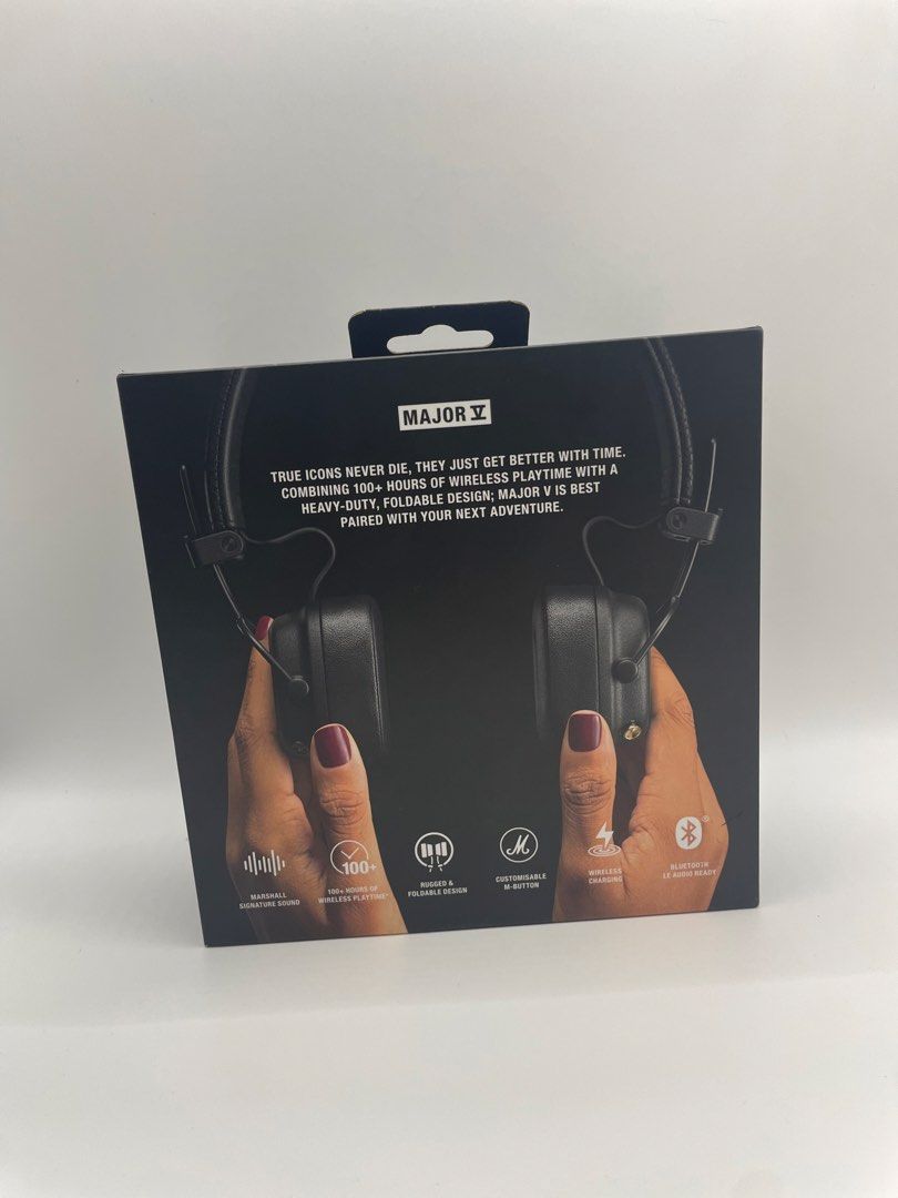 Marshall Major V Black Headphones (Category: Headphones & Headsets) located in Manila. Submitted by killuasoflashy (Listing ID 1470853698, Image 3). Description: .