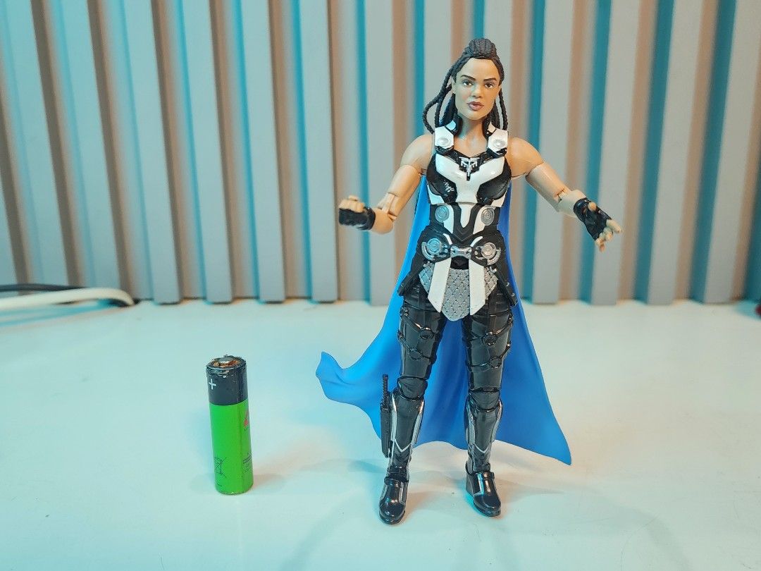 Marvel Legends Series Thor: Love and Thunder King Valkyrie (Category: Figurines & Statues) located in Tarlac. Submitted by ziv_surplus (Listing ID 1470890784, Image 1). Description: .