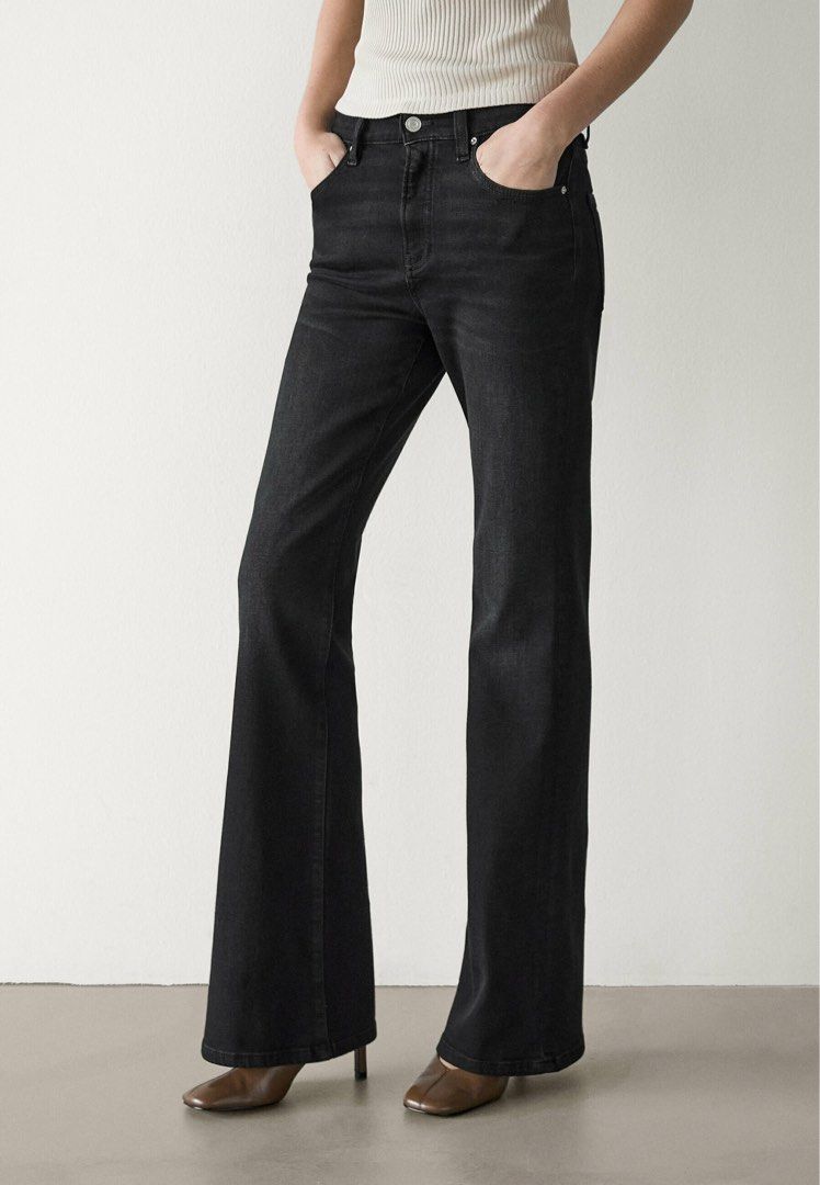 MASSIMO DUTTI BNWT (24-25 waist) (Category: Jeans) located in Manila. Submitted by salesscout (Listing ID 1470912090, Image 1). Description: REGULAR STRETCH.