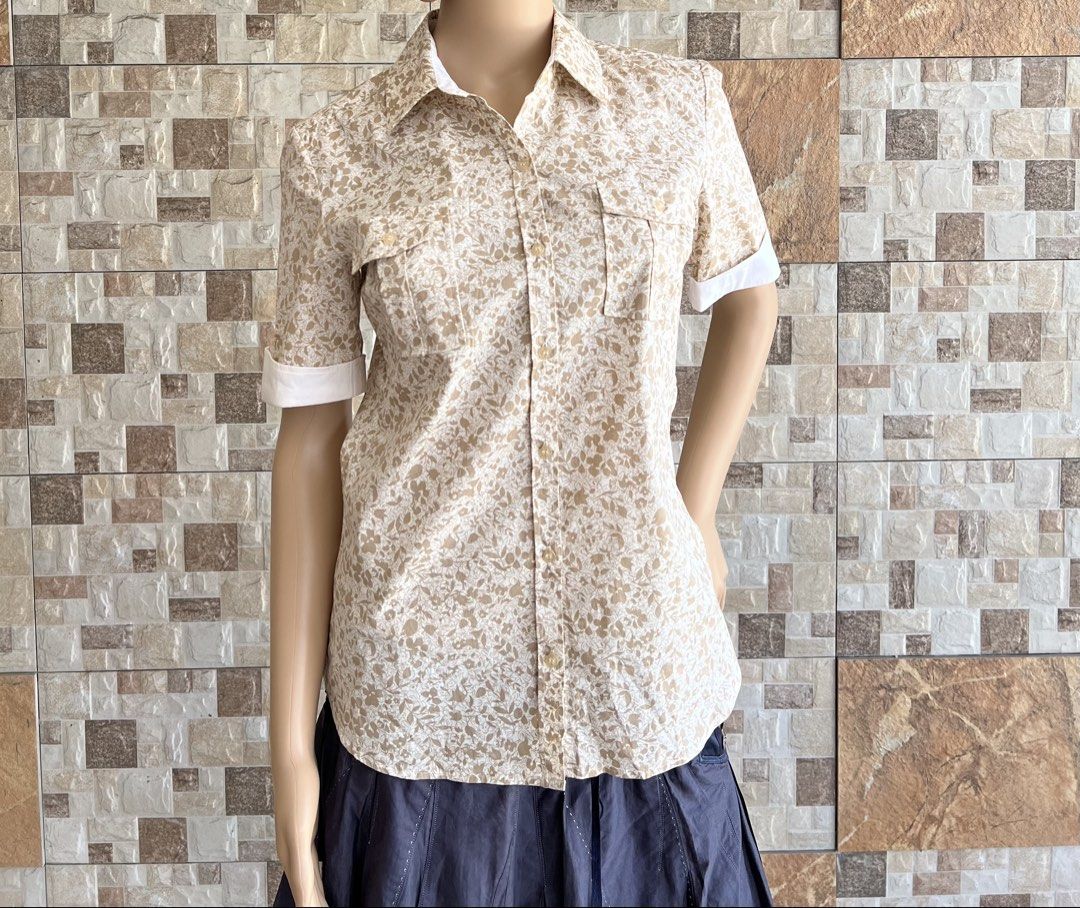 MAX MARA - POLO CAMICLE ROLLED SHORT SLEEVE BUTTON DOWN (Category: Others Tops) located in Bacolod City. Submitted by timelessbyjosh (Listing ID 1470844745, Image 1). Description: BEST FOR CASUAL OUTFITS SIZE : SMALL ACTUAL COLOR : LIGHT BROWN & WHITE COLOR RATE : 9. 5 OUT OF 10 CONDITION : NEAR NEW MATERIAL : 97 % COTTON & 3 % ELASTANE MADE IN : JAPAN FLAWS : NONE DIMENSIONS LENGTH - 26 WIDTH - 17. 5 MEASUREMENT TAKEN WHILE LAYING FLAT. PLEASE C