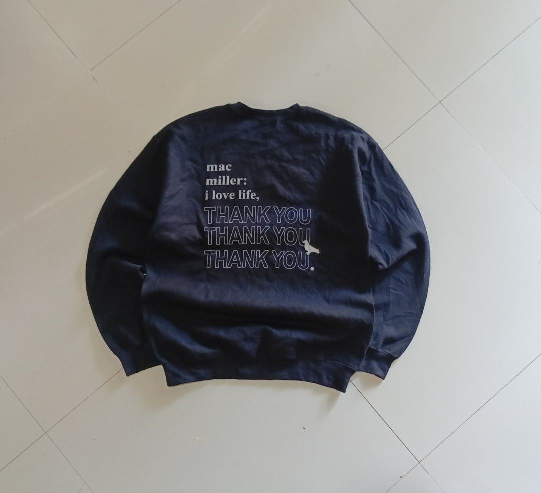 MC MILLER CREWNECK (Category: Coats, Jackets and Outerwear) located in San Carlos City. Submitted by noynoy11 (Listing ID 1470786172, Image 3). Description: MC MILLER CREWNECK✅ MEDIUM " 21.5 - 28.5 " Excellent - No issues DM✅.