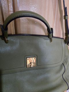 (Category: ) located in . Submitted by mycloset_2016 (Listing ID 1470767612, Image 1). Description: .
