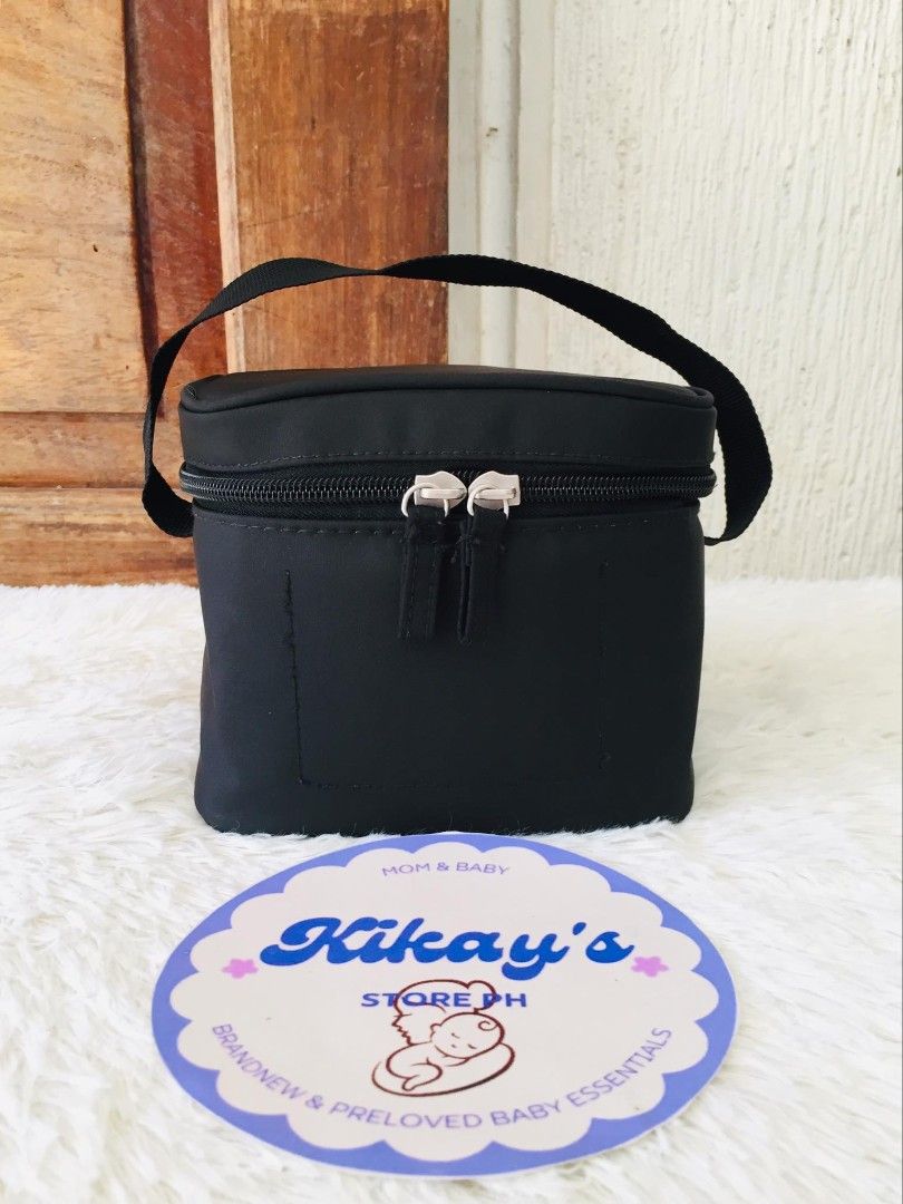 Medela insulated bag w/ ice bricks (Category: Breastfeeding & Bottle Feeding) located in Tuguegarao City. Submitted by kikay.store.ph30 (Listing ID 1470760693, Image 1). Description: ❗NEW ARRIVAL❗🇱🇷 Medela insulated bag Condition : slightly use Price: 500 MOP: GCASH, BDO, MOD: sco 9FOR SHIPPING PURPOSE, BUS SHIPPING, JNT, LBC ♥️ 1 day reservation ONLY ♥️ No to rush shipping ♥️ No free shipping ♥️ No return no exchange ♥️ No to long reservation,