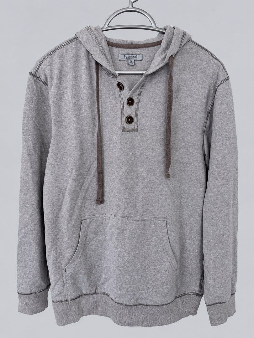 Method Grey Hoodie Sweatshirt Henley Size S (Category: Hoodies) located in Bacoor. Submitted by goodfinds02 (Listing ID 1470842775, Image 1). Description: - Brand: Method - Size: S - Color: Grey - Details: Henley neckline with 3 dark buttons, brown drawstrings, contrast stitching, and front kangaroo pocket - Cuffs & Hem: Ribbed for a snug fit - Material: Comfortable cotton blend - Condition: Great for casual daily wear - SF buyer’s acct via Gogoe