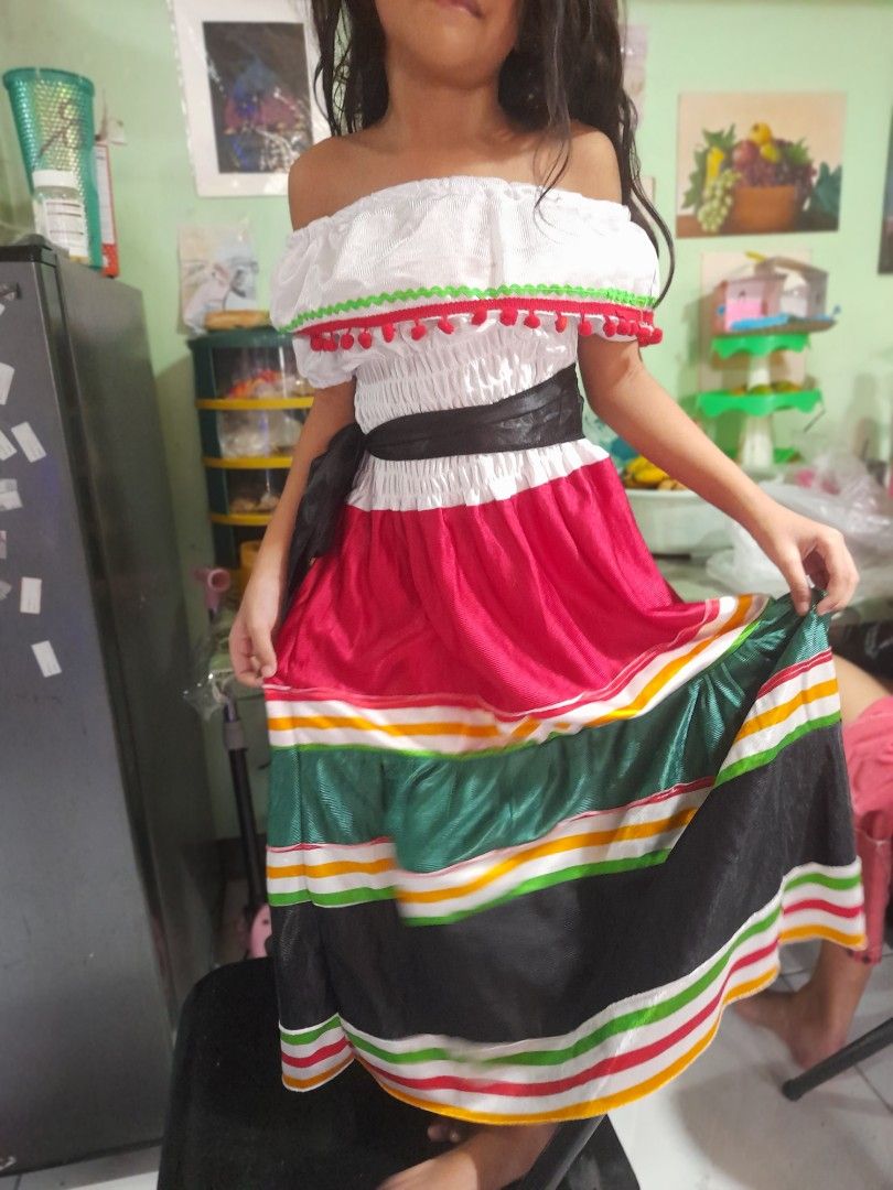 Mexico costume (Category: Babies & Kids Fashion) located in Manila. Submitted by rosegomez046149 (Listing ID 1470801776, Image 1). Description: the model age is 5yrs old wear once reafu made bought for 700.