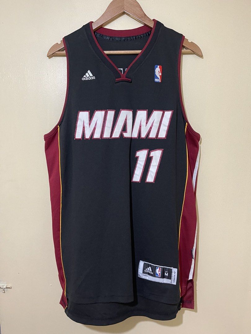 Miami Heat Jersey (ANDERSEN) (Category: Tshirts & Polo Shirts ) located in Bislig. Submitted by ejpombo (Listing ID 1470789841, Image 1). Description: 📍Miami Heat Jersey (ANDERSEN) ▪︎SIZE: M on tag ▪︎ DIMES : L30 Back32 x W22 ▪︎EXCELLENT CONDITION ▪︎ COLOR RATE : 9.5/10 ▪︎ WASH AND READY TO WEAR ▪︎ ISSUE: NONE MINE : 850 ●COURIER: J&T ●MOP: GCASH/PAYMENT FIRST ●LOCATION: MANGAGOY BISLIG CITY SURIGAO DEL SUR (MINDANAO) PA TAG PO PA UNTAG NALANG P
