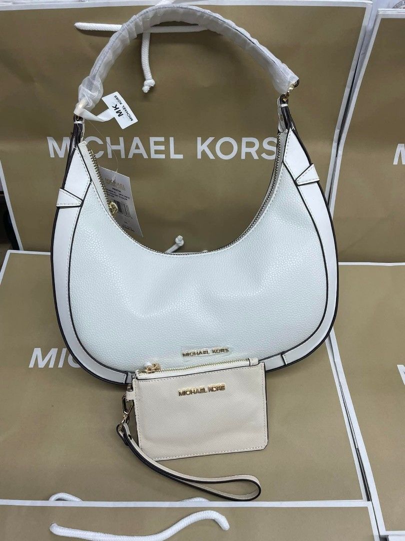 Michael kors (Category: Tote Bags) located in Manila. Submitted by k2collection.mnl (Listing ID 1470823872, Image 2). Description: .
