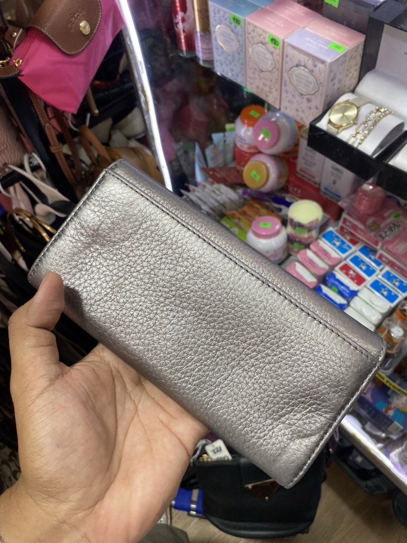 Michael Kors Fulton Flap Continental Wallet (Category: Wallets & Card holders) located in Davao. Submitted by workmensph (Listing ID 1470825581, Image 3). Description: .