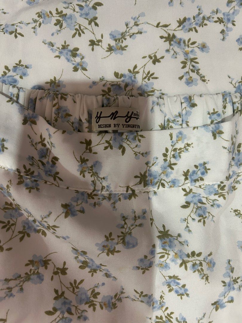 midi floral skirt (Category: Skirts) located in Manila. Submitted by divalicious_ (Listing ID 1470888118, Image 3). Description: 💌 originally bought at bkk ! 🪡 no defects! 🧷 size: extra small to semi-large (stretchable ✨ elegant, soft, and flowy ! perfect for coquette / fairycore / soft girl fits or dreamy photoshoots. lightweight silk, maxi length. rare find 💭 📬 mop: gcash 📦 mod: lalamove (buyer shoulders shipping fee) seller will not liab