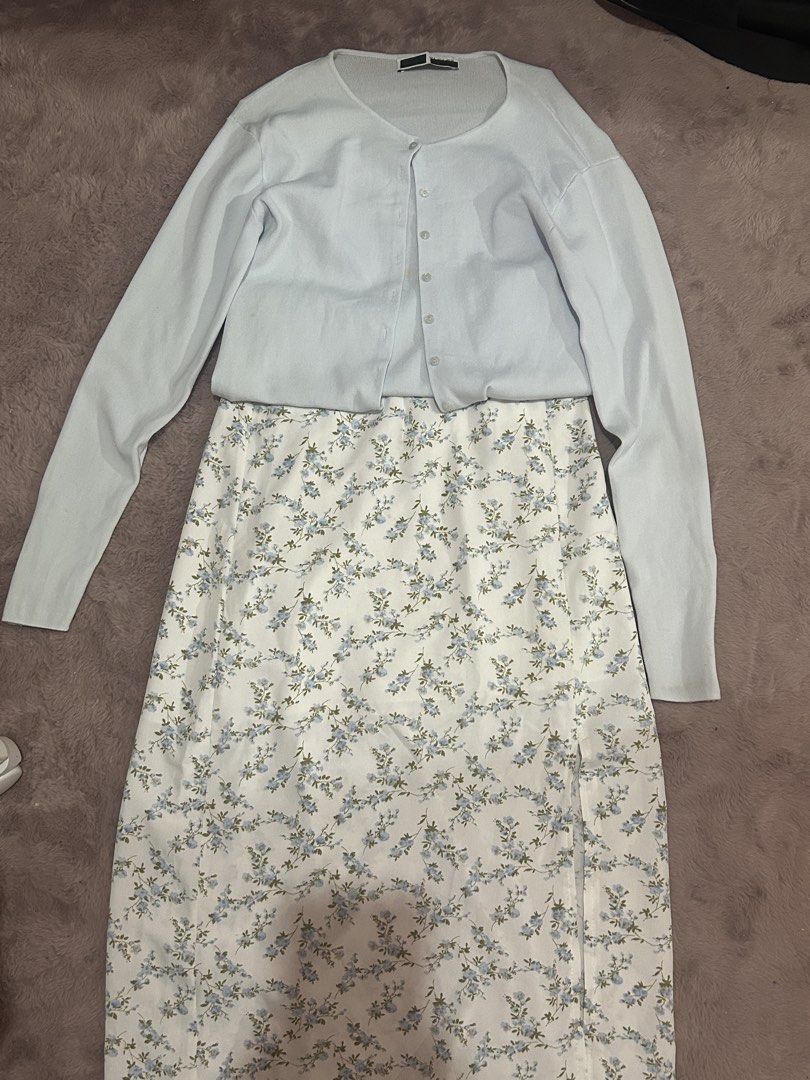 midi floral skirt (Category: Skirts) located in Manila. Submitted by divalicious_ (Listing ID 1470888118, Image 1). Description: 💌 originally bought at bkk ! 🪡 no defects! 🧷 size: extra small to semi-large (stretchable ✨ elegant, soft, and flowy ! perfect for coquette / fairycore / soft girl fits or dreamy photoshoots. lightweight silk, maxi length. rare find 💭 📬 mop: gcash 📦 mod: lalamove (buyer shoulders shipping fee) seller will not liab