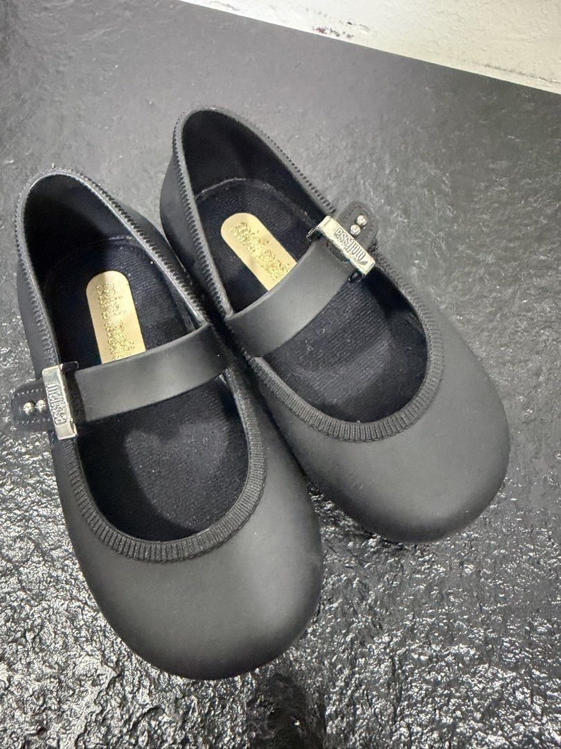 Mini Melissa Black Doll Shoes Size US 7 (Category: Babies & Kids Fashion) located in Manila. Submitted by cjezbte (Listing ID 1470882892, Image 2). Description: Guaranteed Original With Box! Jelly scent still intact Size 7 for toddlers LAST PRICE NA.