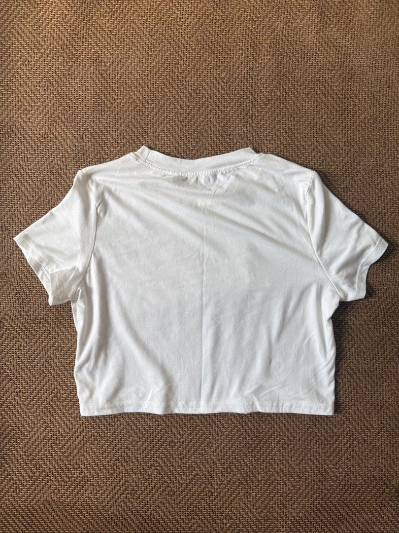 Minimalist Plain White Cropped Tee | Daily OOTD (Category: Shirts) located in Cavite. Submitted by shopnshinebyelle (Listing ID 1470761337, Image 2). Description: ♡ Brand new, never used — stored only ♡ Color: Dirty white ♡ No damage; in good condition ♡ Fits up to a medium-framed girlie (For further questions about its size and measurements, kindly message us) ♡ First to pay, first to get the item. ♡ Shipments are every weekend. (Kung gusto maip