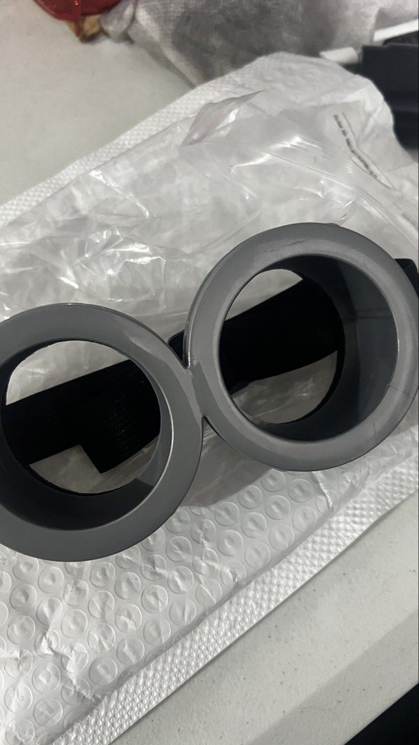 Minion Goggles (Halloween Costume) (Category: Looking For) located in Manila. Submitted by k.andretan (Listing ID 1470851788, Image 1). Description: RFS: didn’t arrive on time.