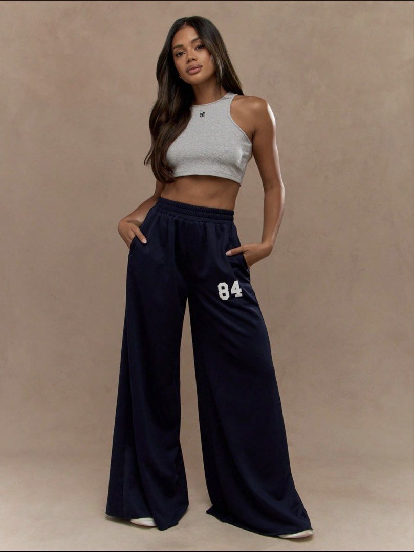 Missguided Varsity Wideleg Sweatpants (Category: Other Bottoms) located in Manila. Submitted by juliaxgamboa (Listing ID 1470832111, Image 2). Description: 24-30” waist.