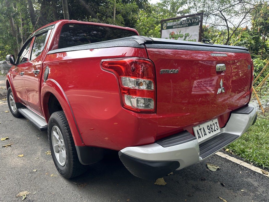 Mitsubishi Strada Glx V Auto (Category: Used Cars) located in Antipolo. Submitted by lodmanila (Listing ID 1470888322, Image 3). Description: 2015 Mitsubishi strada GLX V All power Automatic transmission Powerful CRDI Diesel engine LOW milage orig. original paint Very fresh interior Bed liner Rollup board worth 20k Touch screen monitor Rfid north and south 3m tint Ice cold aircon Reg. til 2027 Complete papers Complete manuals Two keys Thick tires