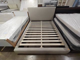 Bedframes, Divans, Bunk Beds and Daybeds Collection item 1