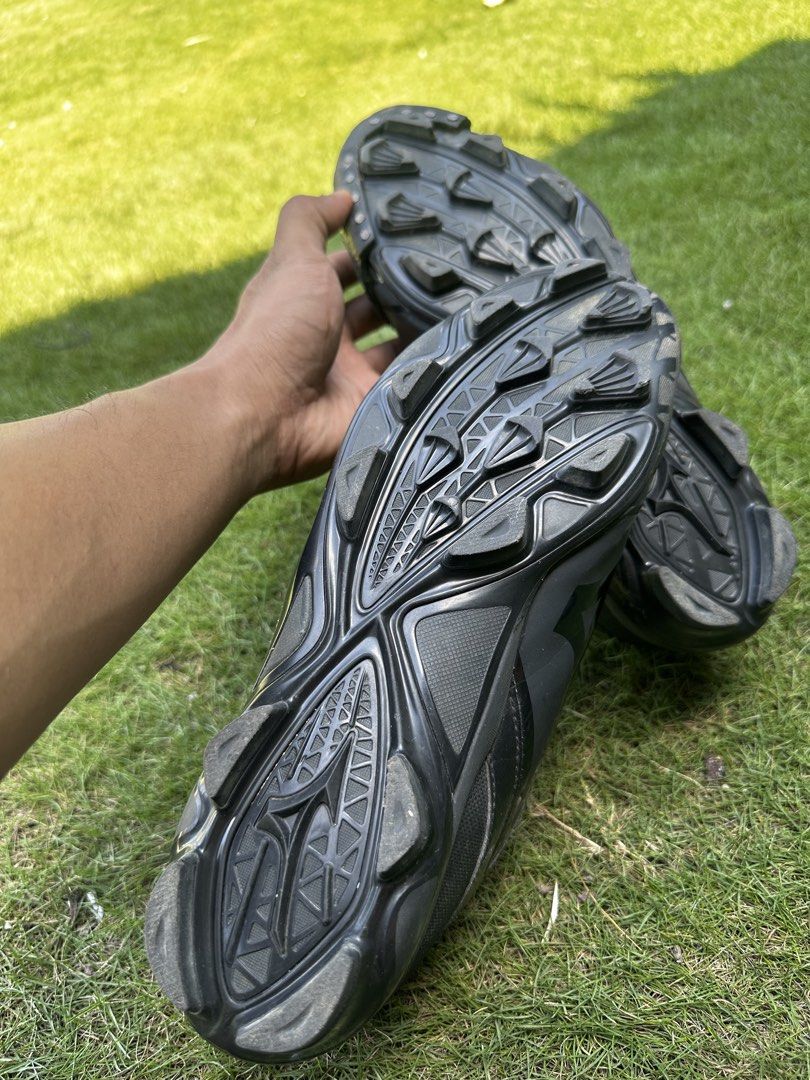 Mizuno BASEBALL CLEATS Select 9 SIZE(US 9) (Category: Casual Shoes) located in Tacurong. Submitted by locationtacurongcitymindanao (Listing ID 1470779644, Image 3). Description: Mizuno baseball cleats, Select Nine 11GP172000, modified toe, with P-leather and embedded metal cleats. Needs cleaning Location tacurong city mindanao.