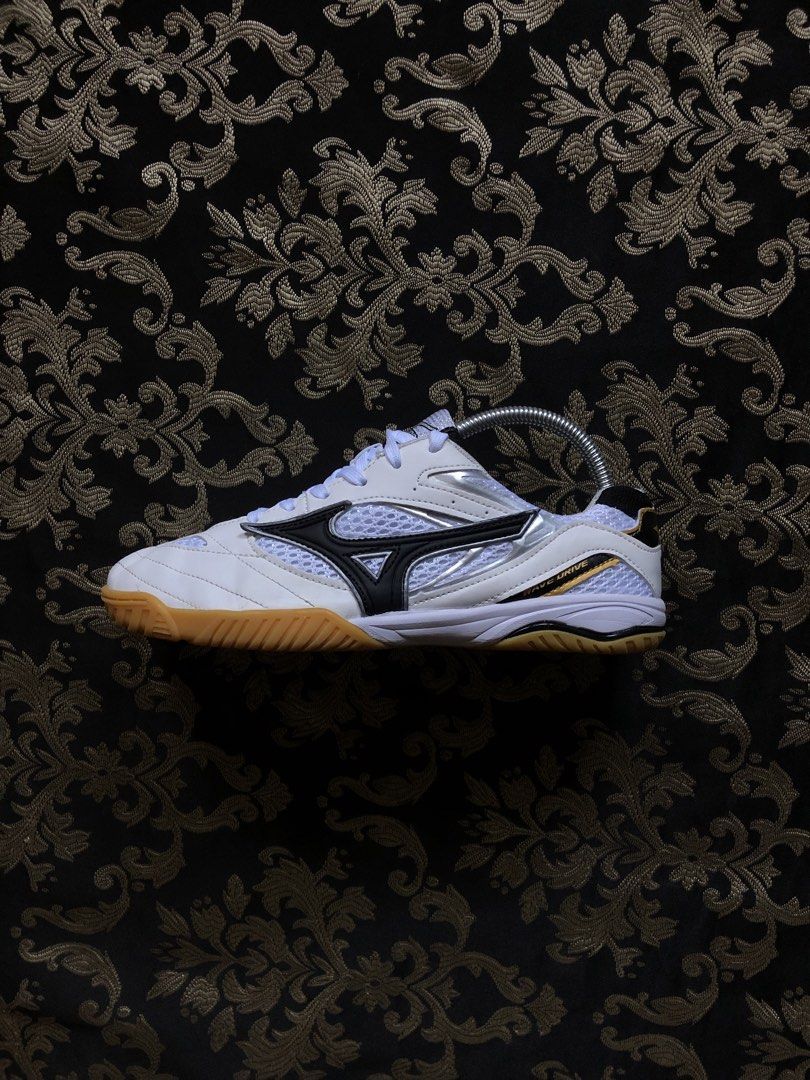 Mizuno Wave Drive 8 (Category: Sneakers) located in Dipolog. Submitted by sellgoodsitem_2k23 (Listing ID 1470778058, Image 2). Description: Mizuno Wave Drive 8 Eurc:40 No issue Excellent condition Maingay pa yong tunod .