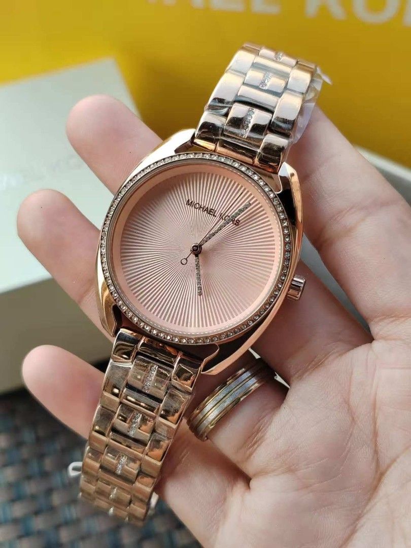 MK Libby Watch (Category: Women's Watches) located in Manila. Submitted by msddirectfactoryoutlet (Listing ID 1470792340, Image 3). Description: .