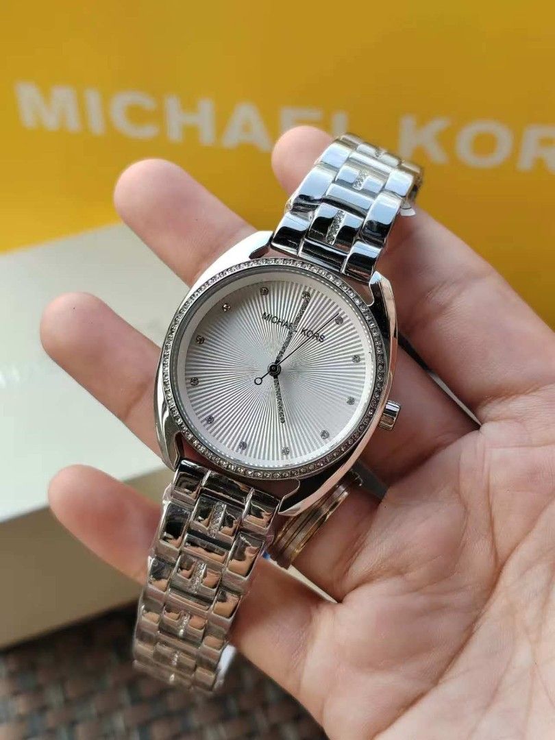 MK Libby Watch (Category: Women's Watches) located in Manila. Submitted by msddirectfactoryoutlet (Listing ID 1470792340, Image 2). Description: .