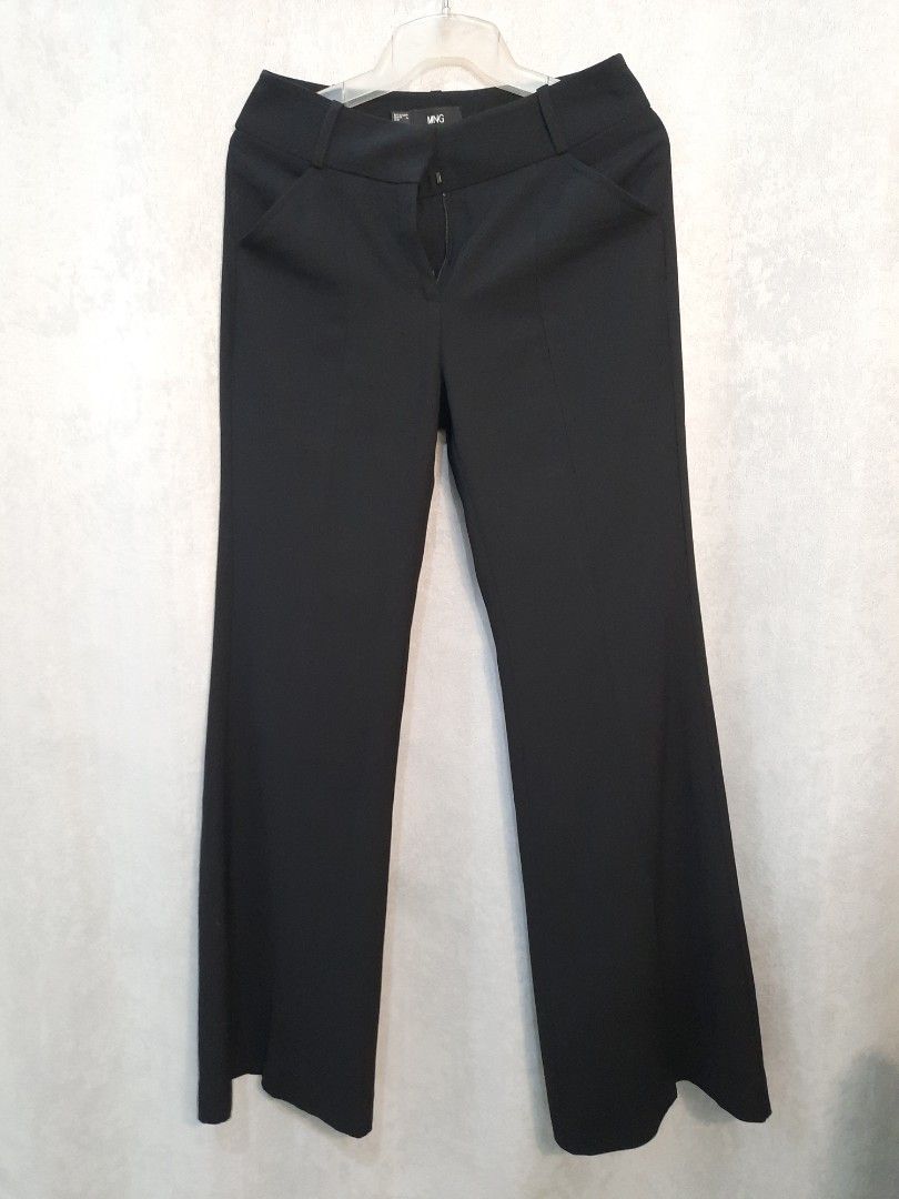 MNG Black Trousers Size UK 8 (Category: Jeans) located in Marilao. Submitted by mariealeiah (Listing ID 1470752506, Image 1). Description: - Brand: MNG - Size: UK 8 / US 4 - Color: Solid Black - Fit: Straight/wide leg with tailored waist - Style: Clean fabric finish, ideal for office and formal wear - Versatility: Easy to match with blouses and shirts.