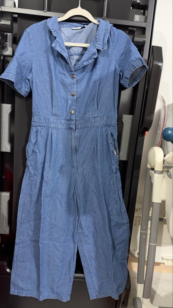 MNG Denim Jumpsuit Size L (Category: Jumpsuits) located in Quezon City. Submitted by dalynsantos (Listing ID 1470879642, Image 1). Description: - Brand: MNG - Size: L - Material: Denim (Made in India) - Design: Short sleeves, collar neckline, and front button closure - Fit: Comfortable elastic waistband - Features: Convenient side pockets - Color: Classic Blue.