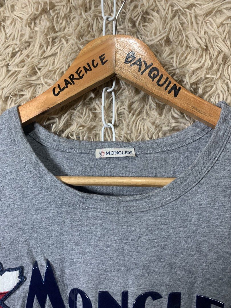 Moncler Maglia T-Shirt Grey (Category: Tshirts & Polo Shirts ) located in Cotabato. Submitted by clarence0918 (Listing ID 1470857491, Image 3). Description: Mønclér Size xxl on tag 24x29 Excellent condition 9.8/10 Color rate Need wash only .