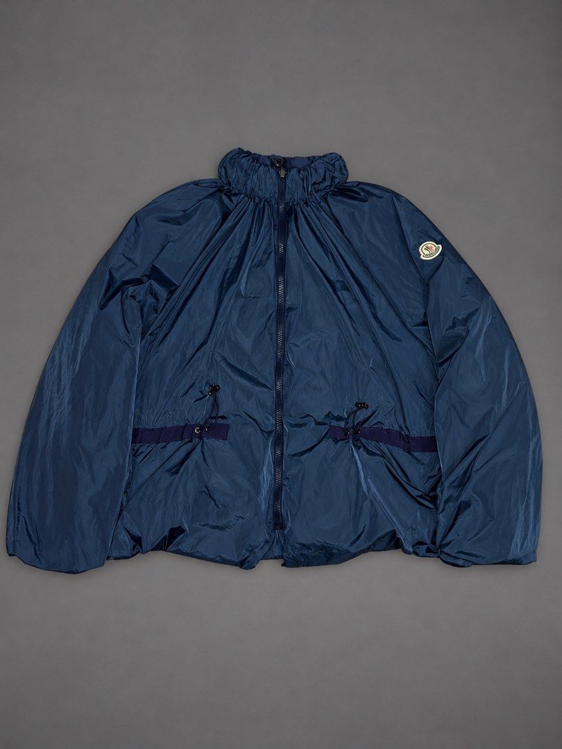 Moncler reversible puffer jacket (Category: Coats, Jackets and Outerwear) located in Las Pinas. Submitted by jayceegarageco (Listing ID 1470926835, Image 3). Description: Moncler Reversible Puffer Jacket Authentic Good as new Medium With extra buttons Have some stain inner need wash .