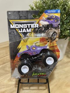 Monster Jam Monster Truck Jurassic Attack vs Velociraptor 2-Pack 1:64 ...