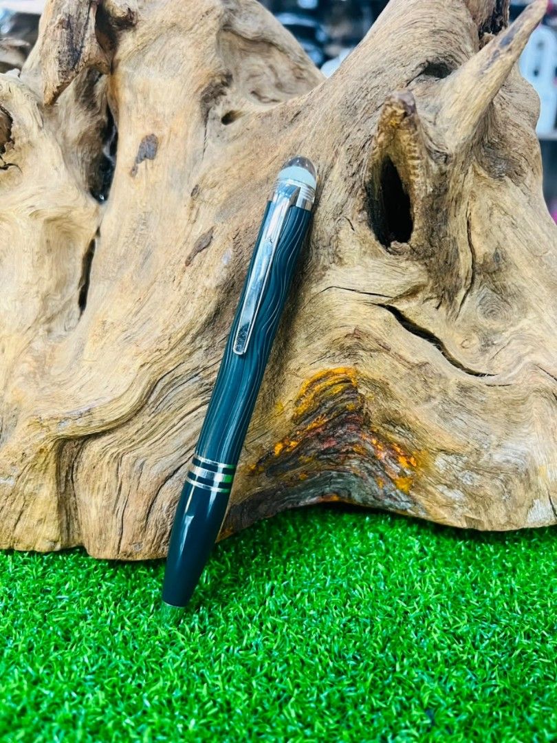 Starwalker MONTBLANC STARWALKER Starwalker Polargreen Precious Resin Ballpoint ...
