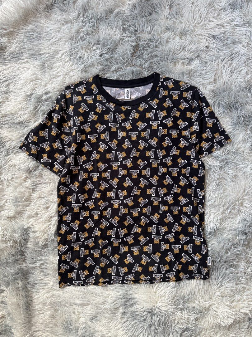 Moschino AOP Tee (Category: Tshirts & Polo Shirts ) located in Taguig. Submitted by mrwickjohn67 (Listing ID 1470903405, Image 2). Description: Issue: none Size: in inches (WXL) 20x27 .