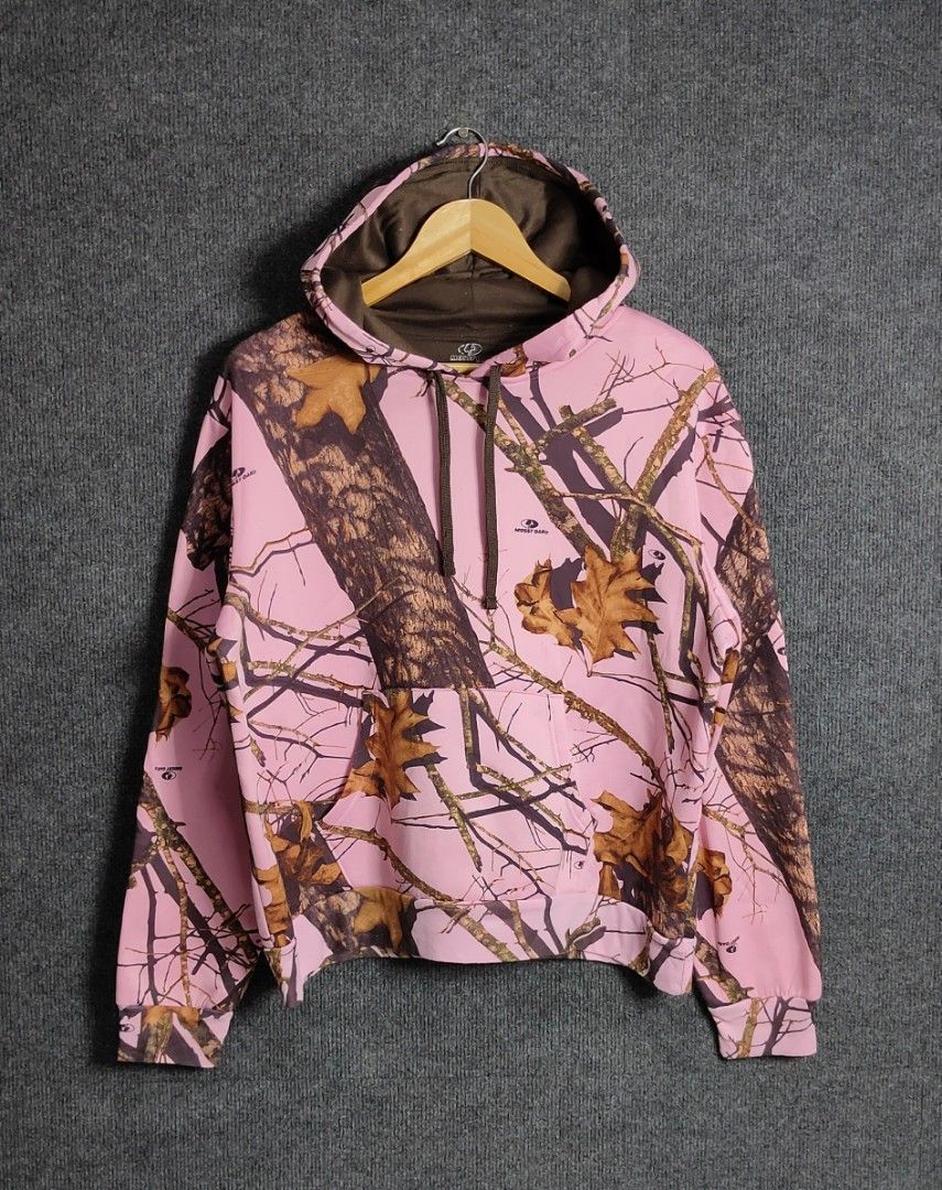 Mossy Oak Realtree Jacket (Category: Hoodies) located in Bolinao. Submitted by tokiya. (Listing ID 1470783993, Image 1). Description: Mossy Oak Size Large Boxy (24x25) Ganda ng fittings nito Unisex Excellent Condition.