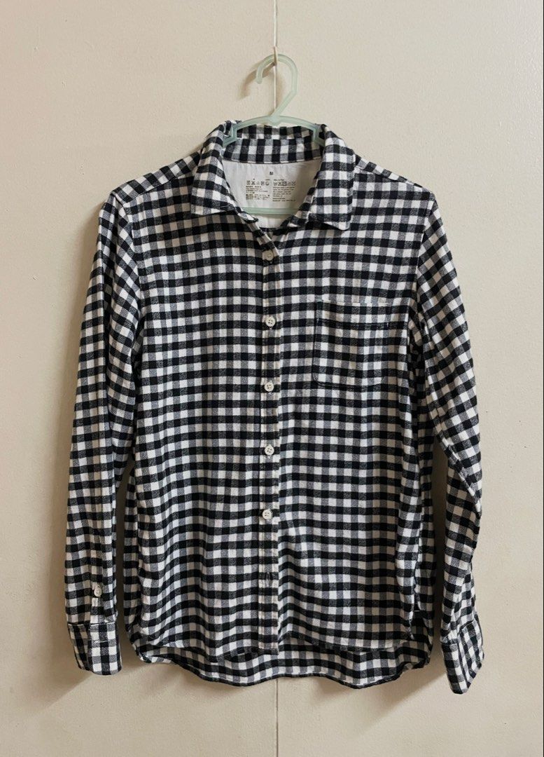 Muji Black Checkered Button Shirt (Category: Tshirts & Polo Shirts ) located in Makati City. Submitted by pepperstoremerch (Listing ID 1470800207, Image 1). Description: Muji Black Checkered Button Shirt Size Medium 100% Cotton Preloved, good condition Please see pictures D0124 P261028R50C21 .