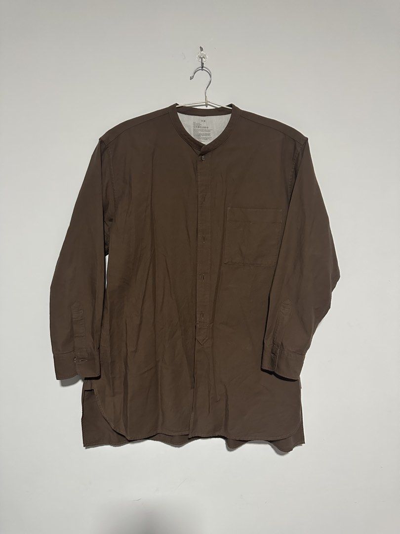 MUJI Brown Henley Neck (Category: Coats, Jackets and Outerwear) located in Angeles City. Submitted by royal_vintage_thriftshop (Listing ID 1470837809, Image 1). Description: No issue Length 87 Shoulder 48.