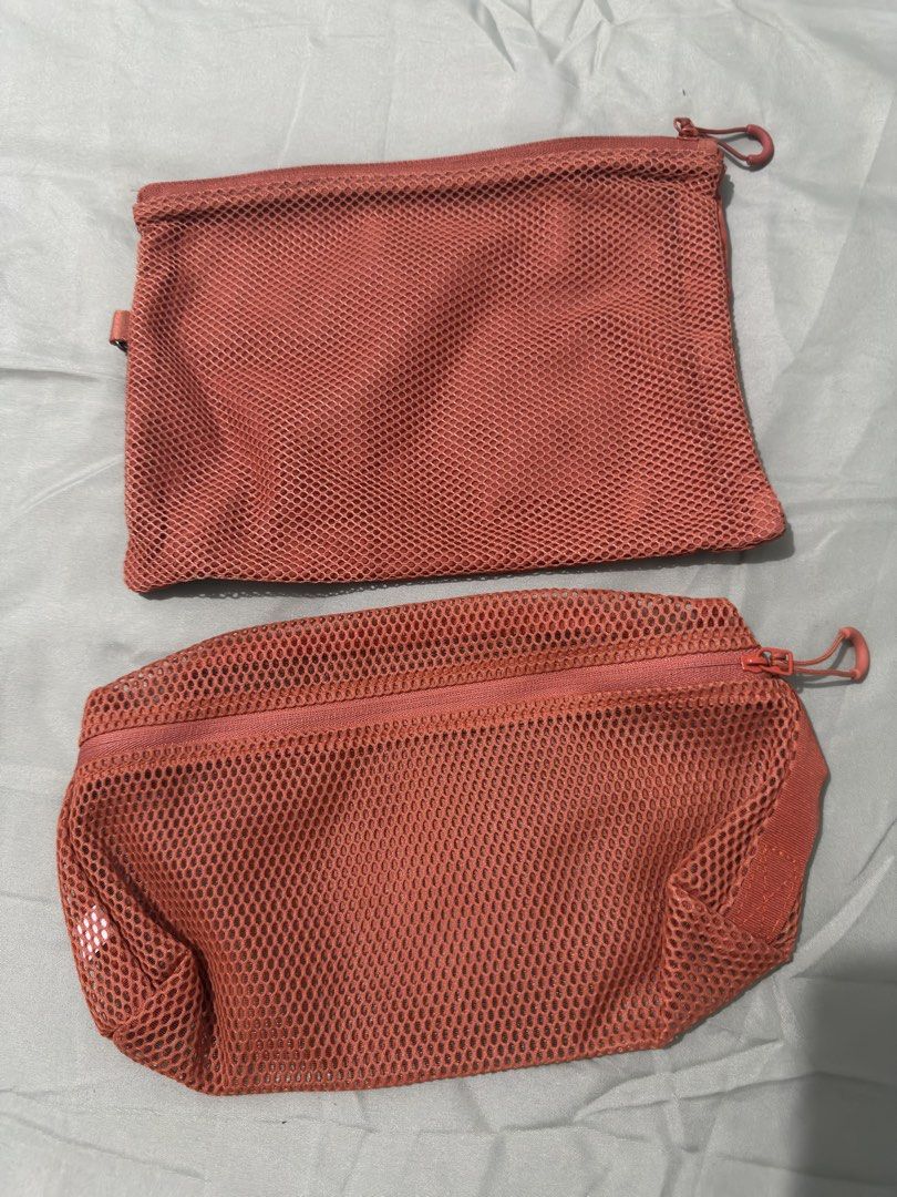 Muji mesh pouch orange (Category: Purses & Pouches) located in San Juan City. Submitted by leahtdj (Listing ID 1470833887, Image 1). Description: Take both for 400 plus sf. Rfs: not using anymore nakatago na lang. sdd only. Thanks! .