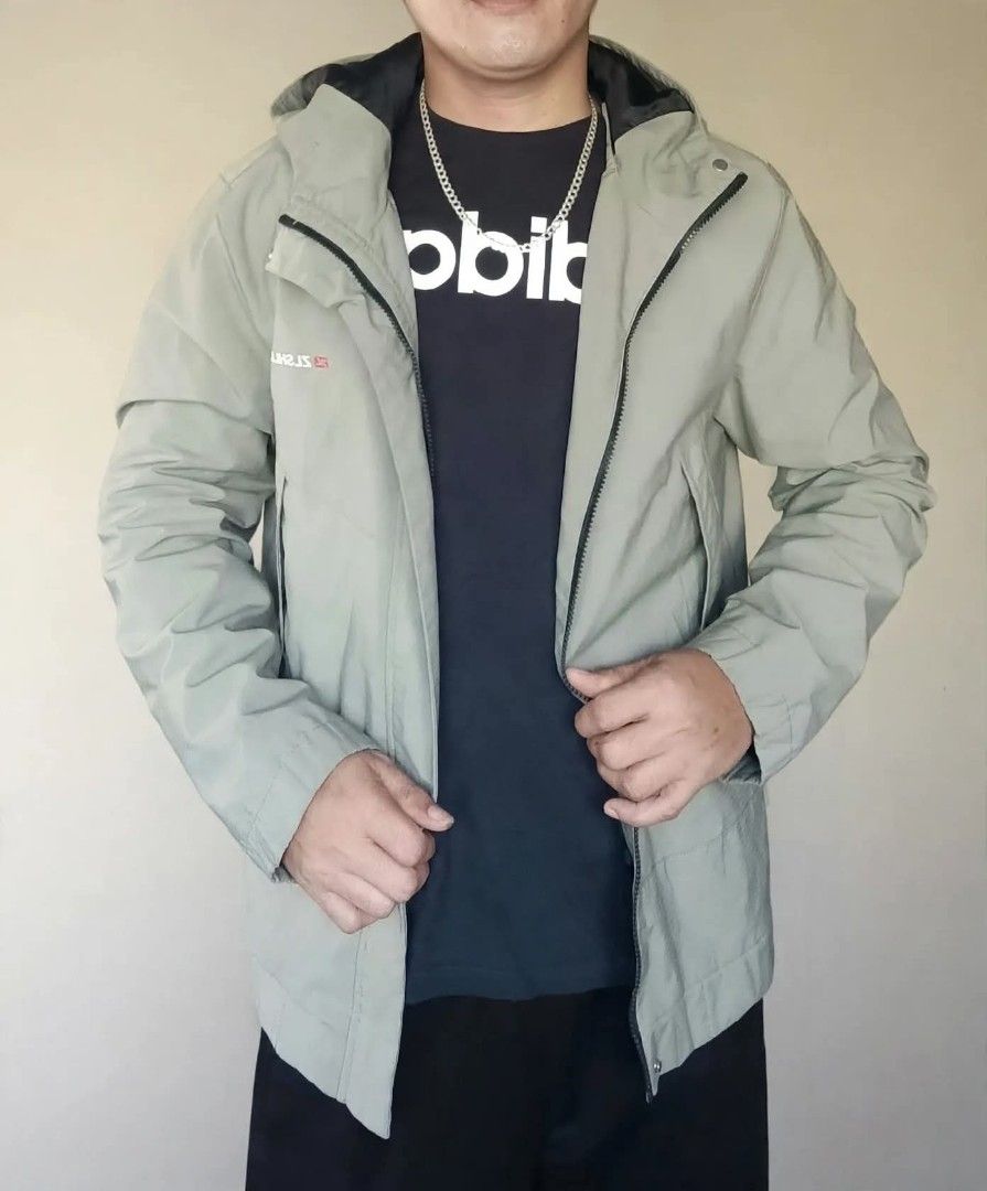 ‎NASA Windbreaker Jacket 3XL - Sage Green (Category: Coats, Jackets and Outerwear) located in Binan City. Submitted by jaycey_028 (Listing ID 1470751668, Image 2). Description: ‎NASA Windbreaker Jacket 3XL - Sage Green - ISSUE: No hood string* ‎ ‎Size: 3XL (185/100A) / Fit sa L-XL, 5'8 height ref sa pic ‎Color: Sage Green, windproof + may inner lining ‎Cond: 8.5/10 - Good condition, no butas, no fade, zipper working ‎ ‎*Issue:* Wala lang tali sa 