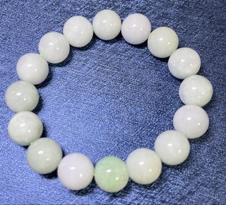 (Category: ) located in . Submitted by healysingapore (Listing ID 1470824581, Image 1). Description: .