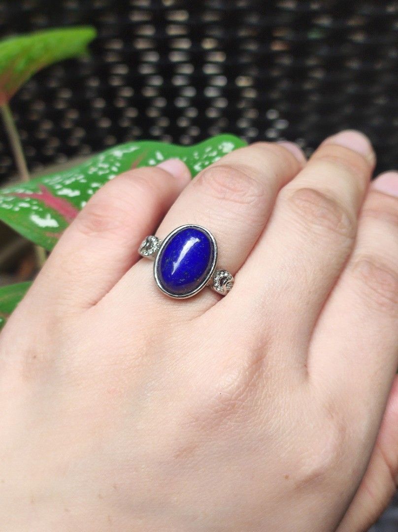 Natural Lapis lazuli Silver Ring gemstone crystal (Category: Rings) located in Kinoguitan. Submitted by artemiscrystal (Listing ID 1470858769, Image 1). Description: - Natural Lapis Lazuli gemstone with natural inclusions like pyrite,pits or etch marks,meaning its not a broken just natural form. - silver plated alloy - adjustable size - gemstone size : est 10mm .
