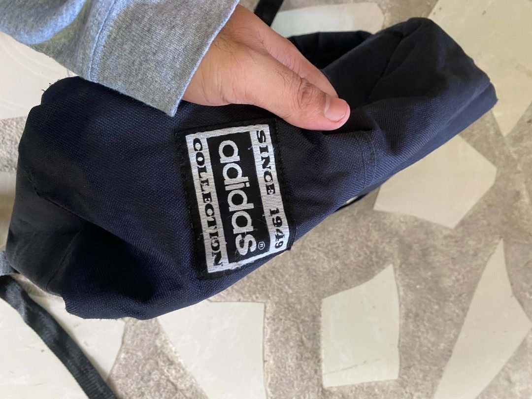 Navy blue adidas back pack (Category: Backpacks) located in Borongan. Submitted by thrift-real2.0 (Listing ID 1470763189, Image 3). Description: Navy blue adidas back pack excellent condition color rate:9.5/10 issue last pic 650 shipped.